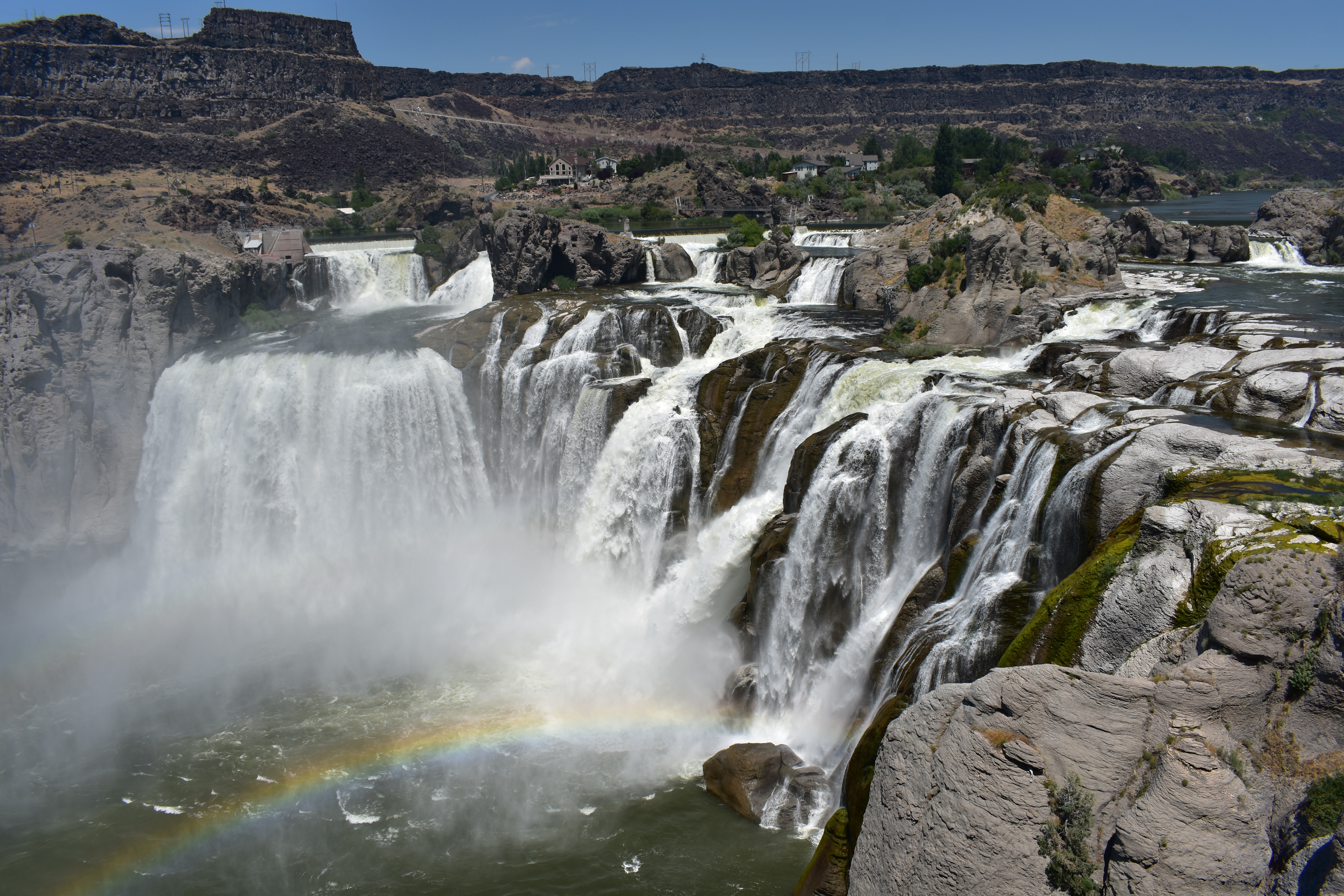 Raimbow at Shoshone Falls